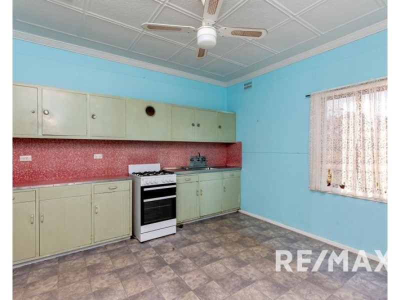 22 Boundary Street, Junee NSW 2663