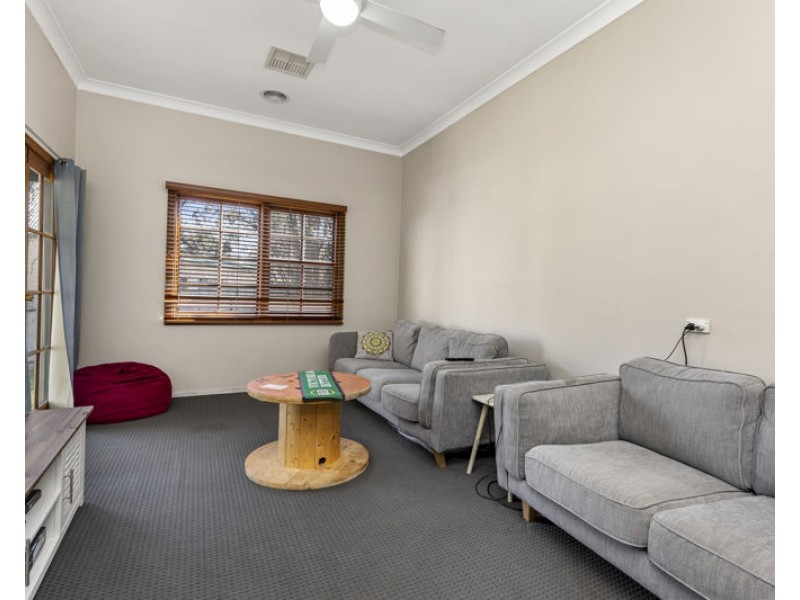 76 Lisgar Street, Junee NSW 2663