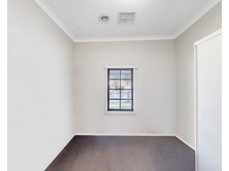 76 Lisgar Street, Junee NSW 2663
