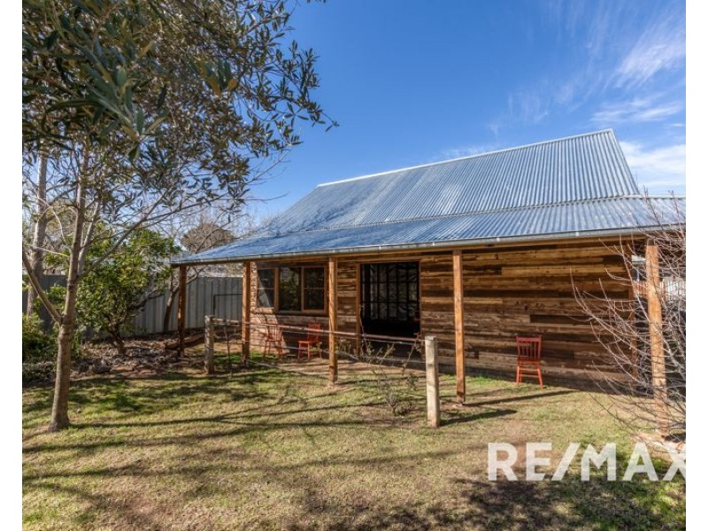 17 Wade Street, Coolamon NSW 2701