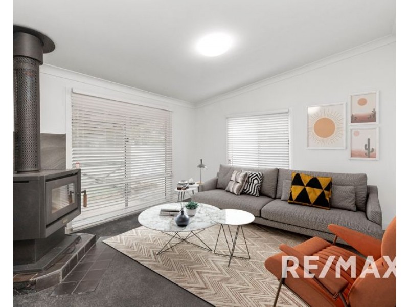 35 Gloucester Street, Junee NSW 2663