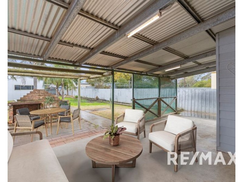 35 Gloucester Street, Junee NSW 2663