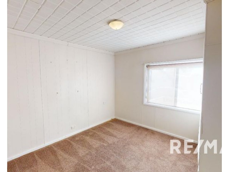 7 George Street, Junee NSW 2663