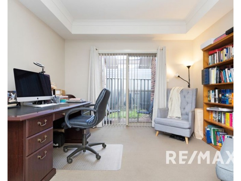 2 Adams Street, Junee NSW 2663