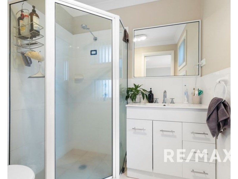 2 Adams Street, Junee NSW 2663