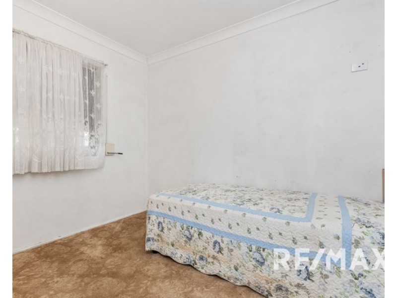 17 Crown Street, Junee NSW 2663