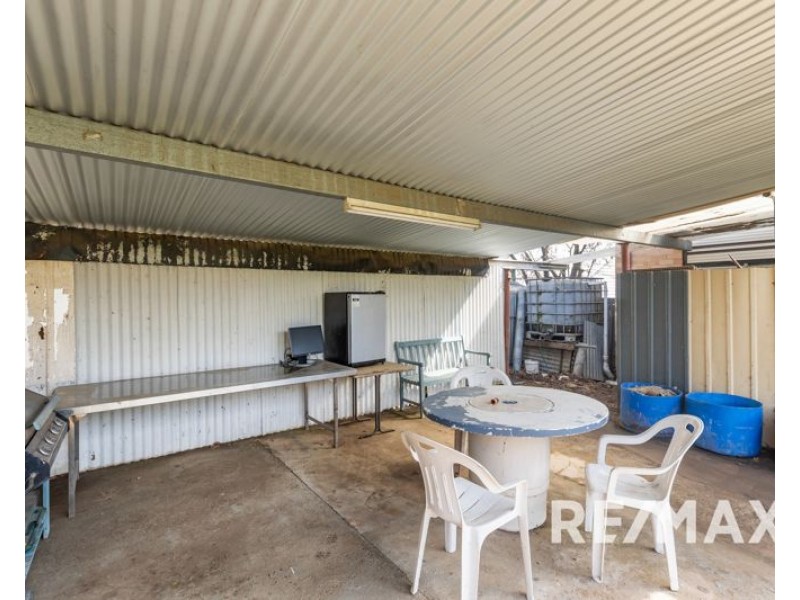 17 Crown Street, Junee NSW 2663