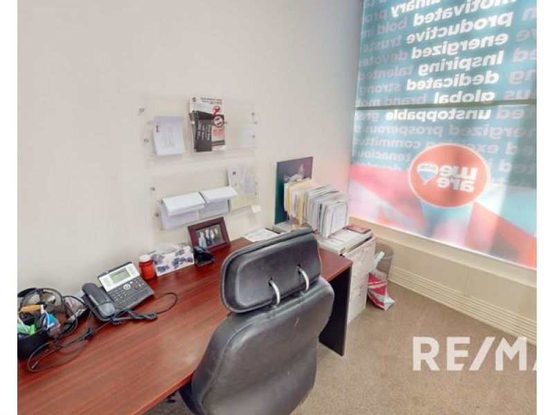 6 Humphrys, Junee NSW 2663