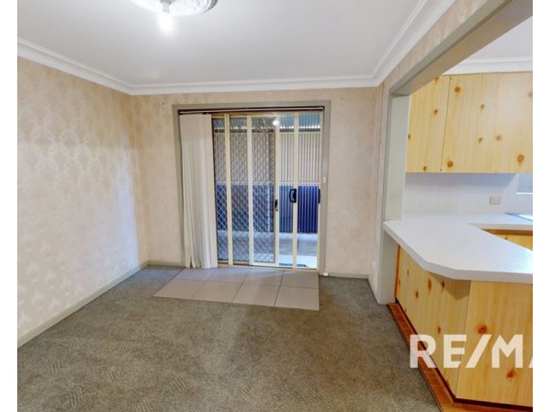 18 Florence Street, Junee NSW 2663