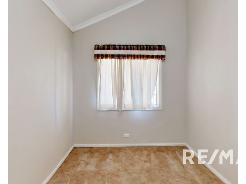 18 Florence Street, Junee NSW 2663