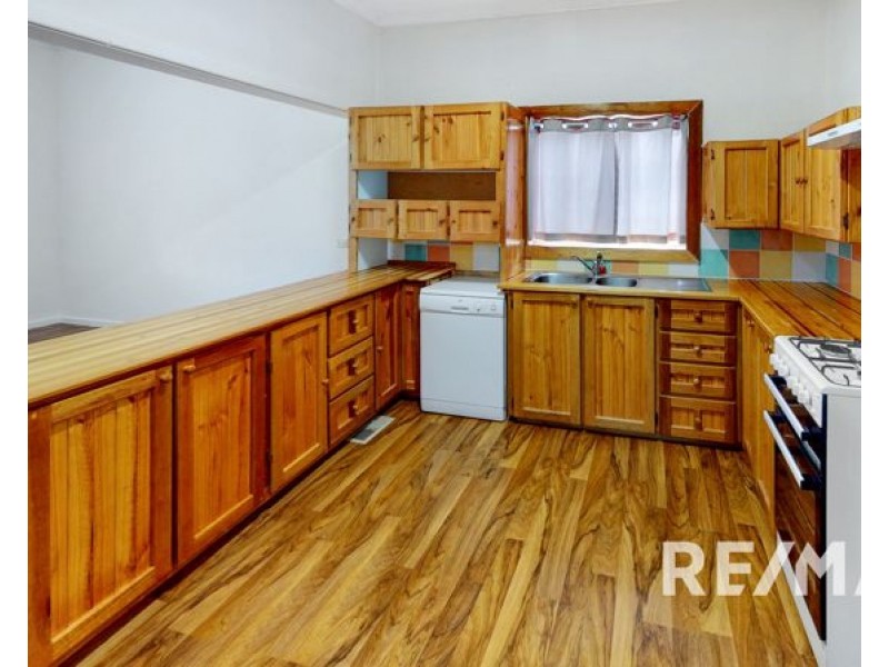 34 Marquis Street, Junee NSW 2663