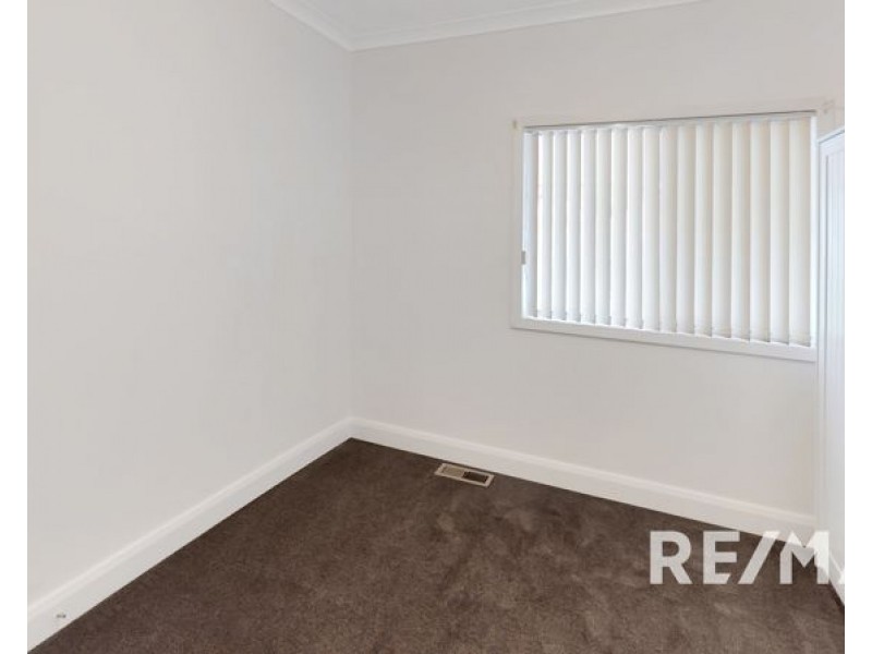 34 Marquis Street, Junee NSW 2663