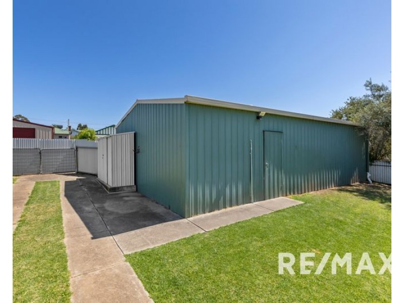59 Seignior Street, Junee NSW 2663