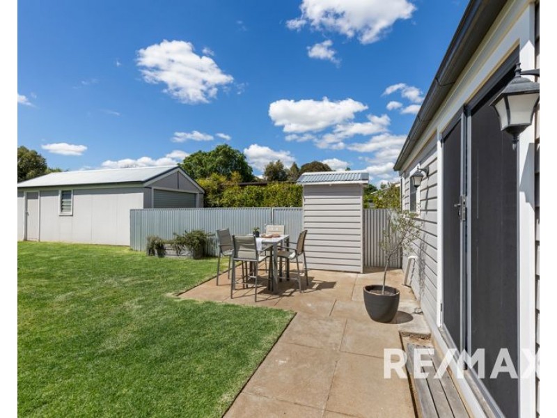 2 Cross Street, Junee NSW 2663