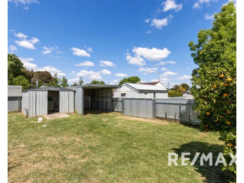 2 Cross Street, Junee NSW 2663