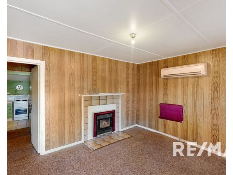30 Ducker Street, Junee NSW 2663