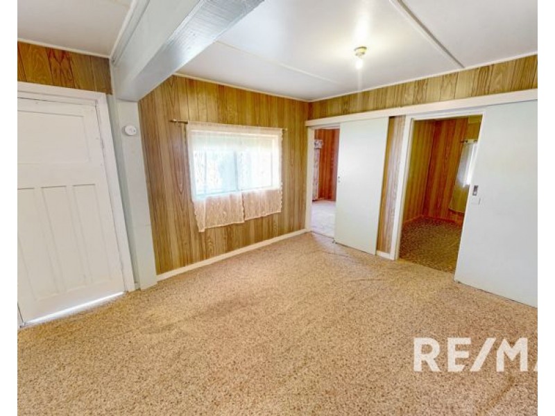 30 Ducker Street, Junee NSW 2663