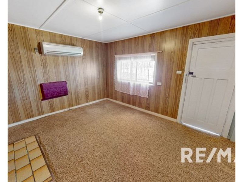 30 Ducker Street, Junee NSW 2663
