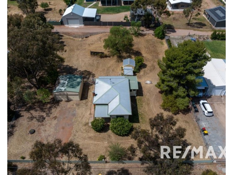 9 Wallace Street, Coolamon NSW 2701