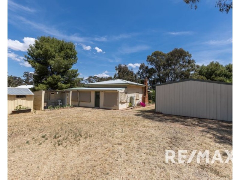 9 Wallace Street, Coolamon NSW 2701