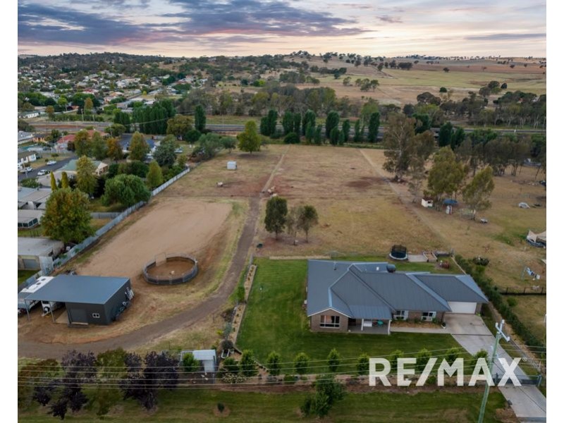 58 Harold Street, Junee NSW 2663