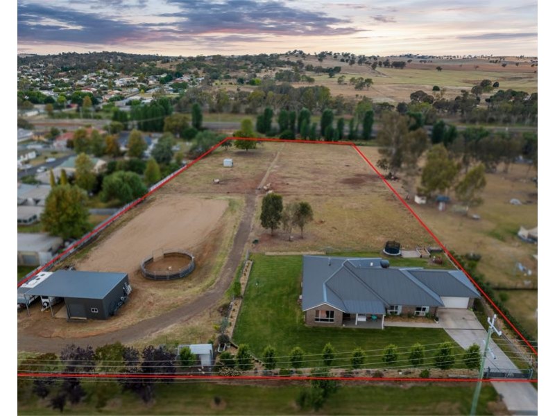 58 Harold Street, Junee NSW 2663