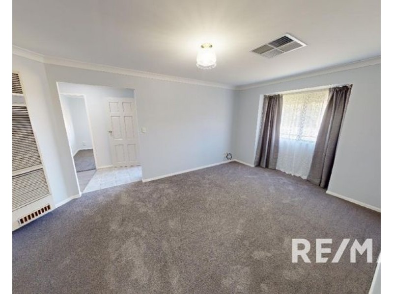47 Regent Street, Junee NSW 2663