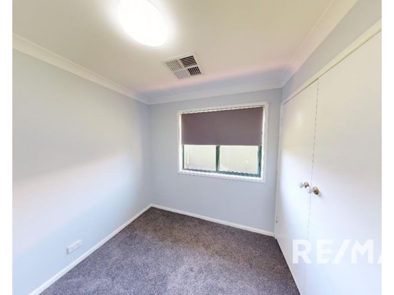 47 Regent Street, Junee NSW 2663