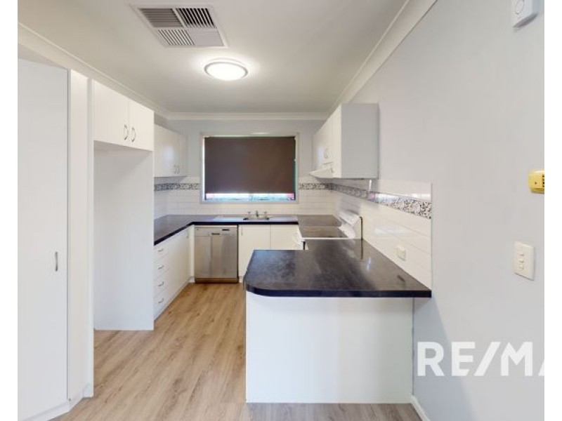 47 Regent Street, Junee NSW 2663