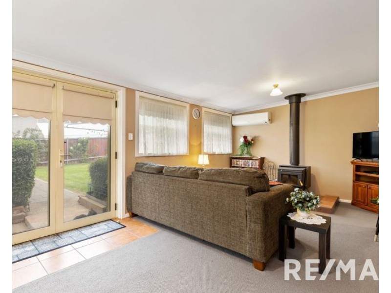 30 George Street, Junee NSW 2663