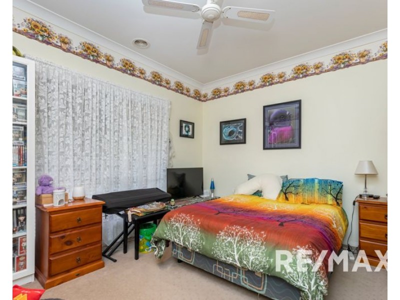17 De Salis Drive, Junee NSW 2663