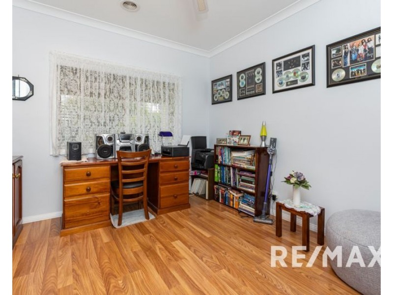 17 De Salis Drive, Junee NSW 2663