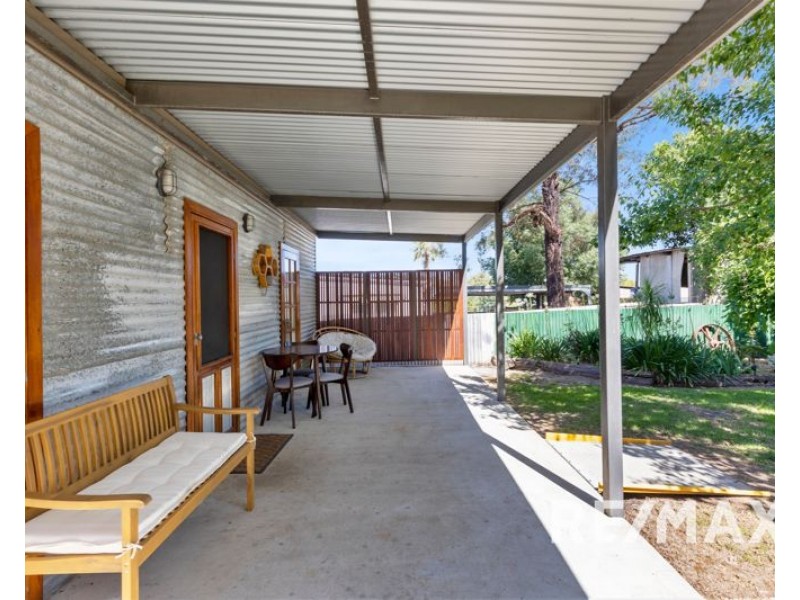 22 George Street, Junee NSW 2663