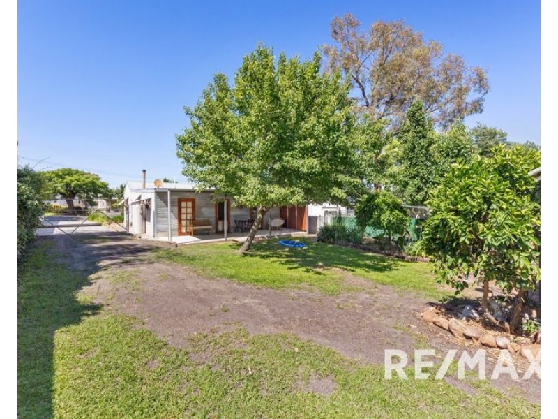 22 George Street, Junee NSW 2663