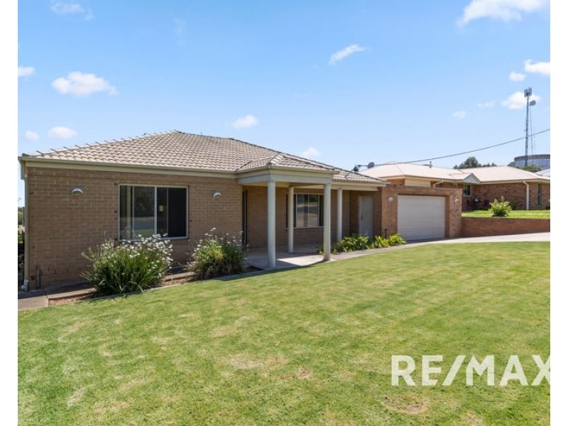 21 Hart Street, Junee NSW 2663
