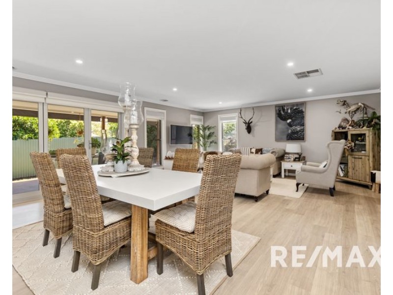 10 Bolton Street, Junee NSW 2663