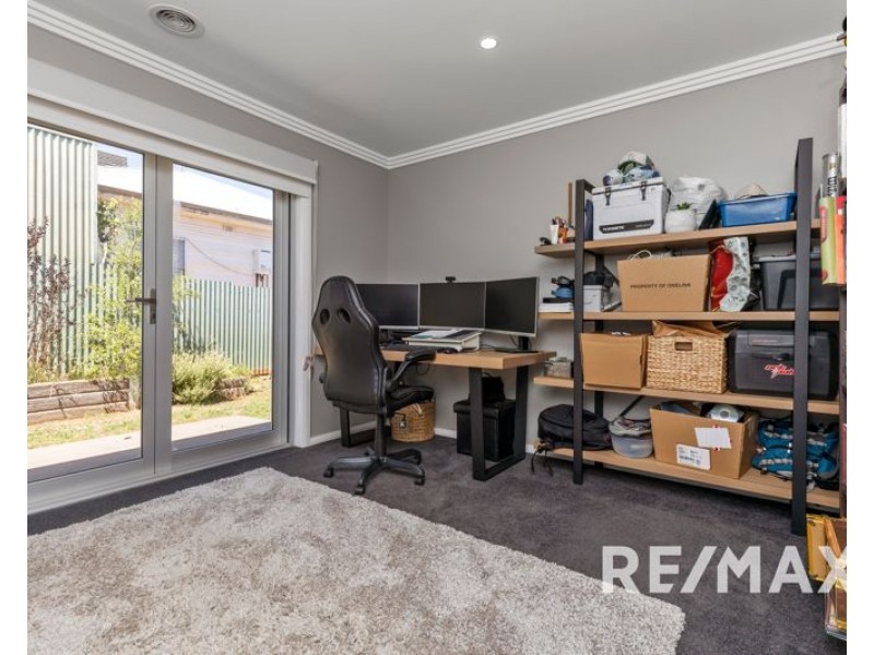 10 Bolton Street, Junee NSW 2663