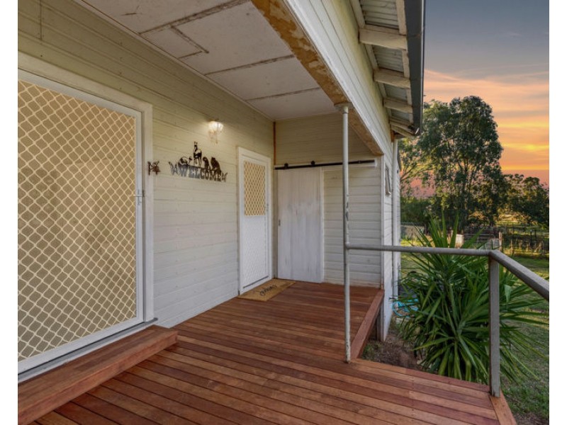 32 Murrulebale Rd, Junee NSW 2663