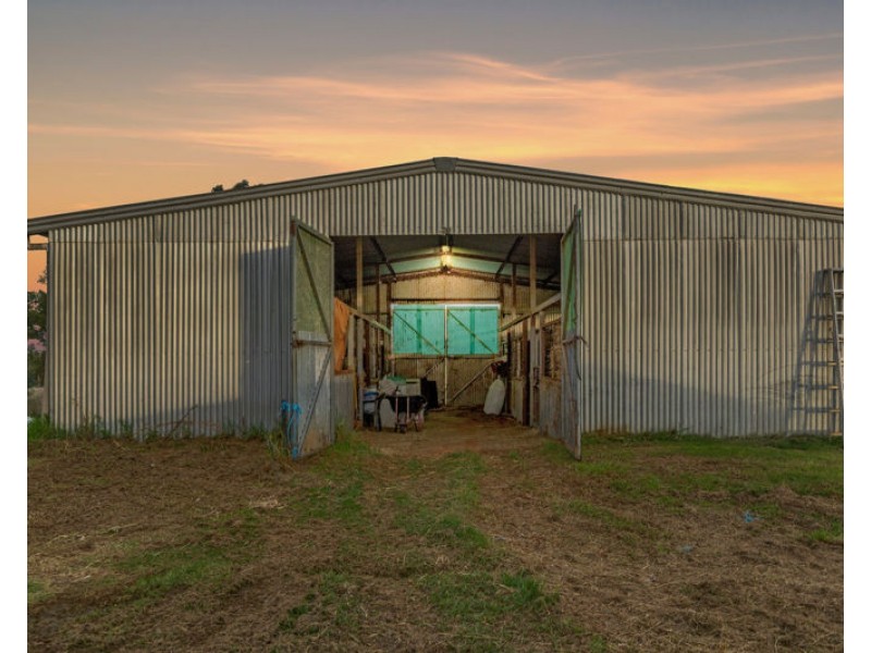 32 Murrulebale Rd, Junee NSW 2663