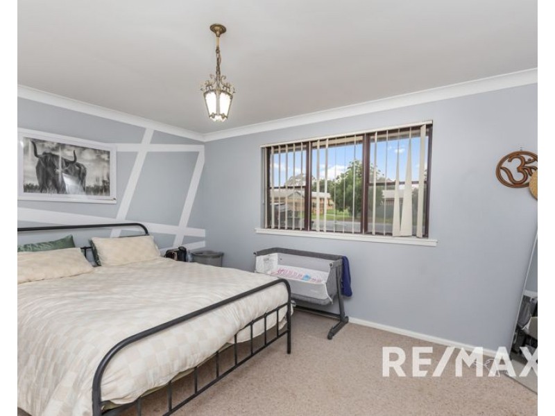 36 Broadway, Junee NSW 2663