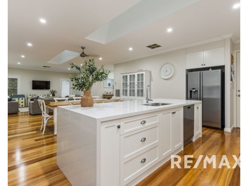 20 Loughan Road, Junee NSW 2663