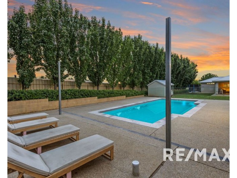 20 Loughan Road, Junee NSW 2663