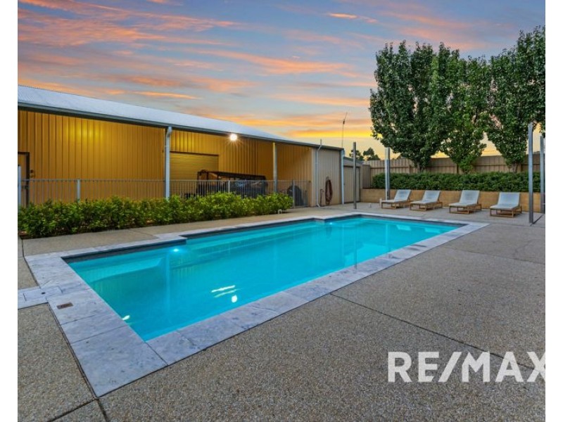 20 Loughan Road, Junee NSW 2663