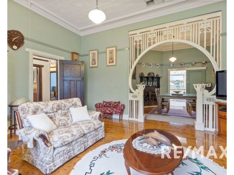 32 Belmore Street, Junee NSW 2663