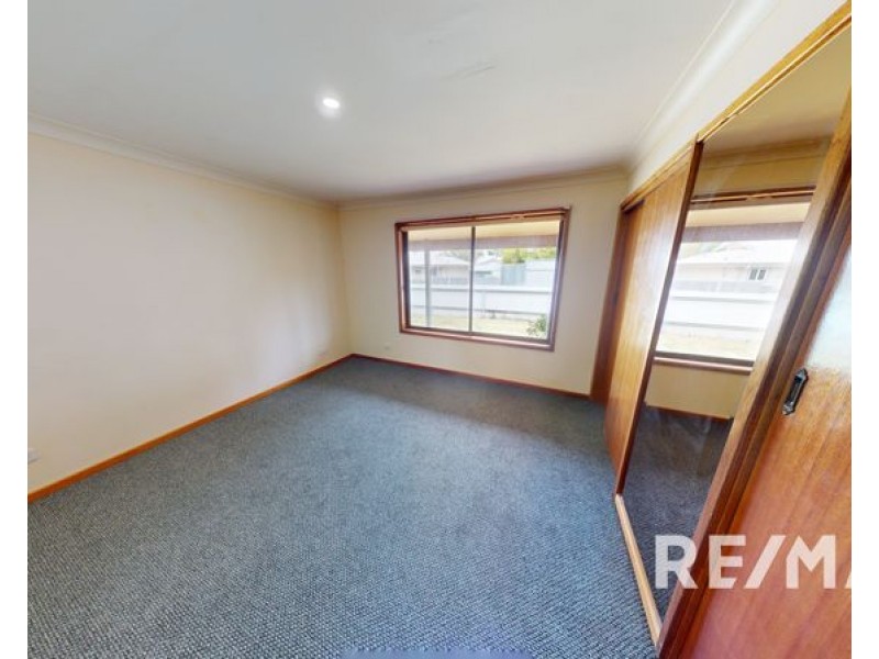 2 Elizabeth Street, Junee NSW 2663