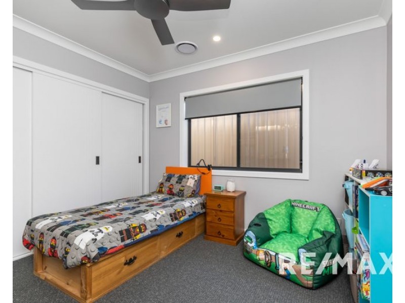 75 John Potts Drive, Junee NSW 2663