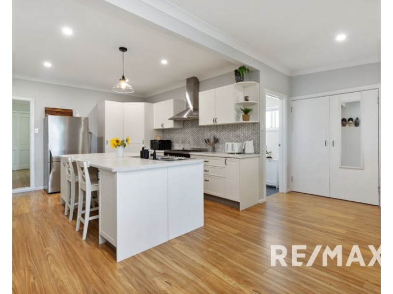 50 Regent Street, Junee NSW 2663