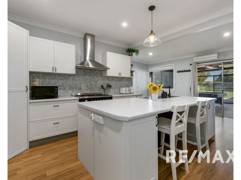 50 Regent Street, Junee NSW 2663