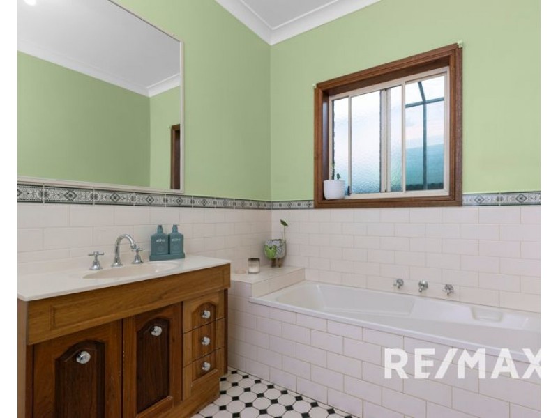 20 French Street, Junee NSW 2663