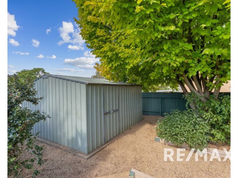 20 French Street, Junee NSW 2663